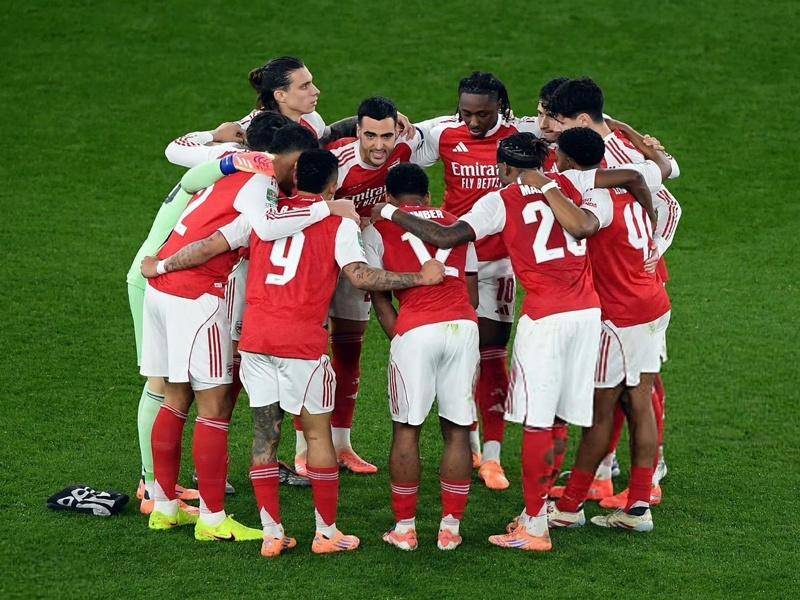 最强对决！欧冠四队齐聚半决赛，阿森纳和曼城，冲击四个冠军